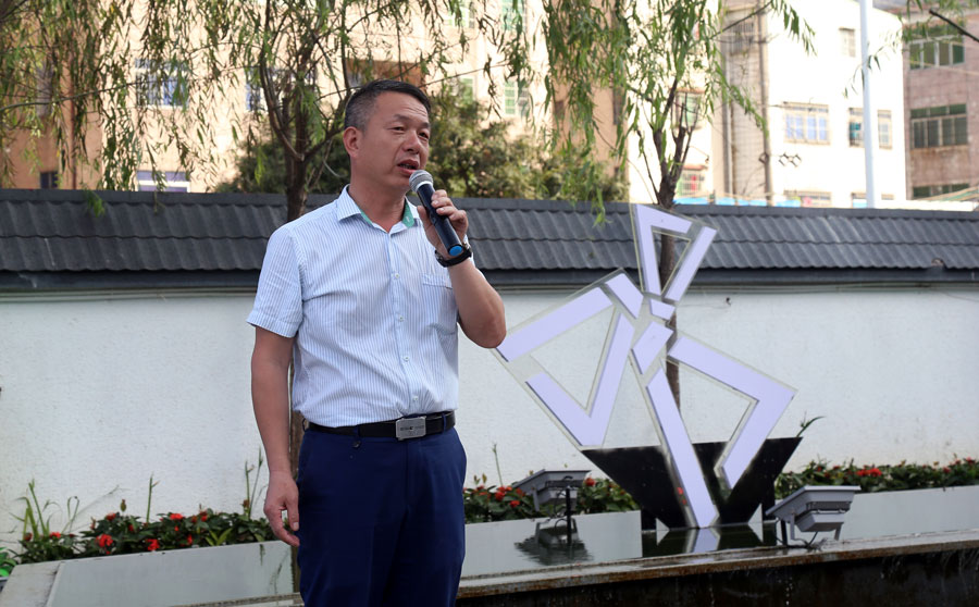 ?，斒宿k公家具鄧總